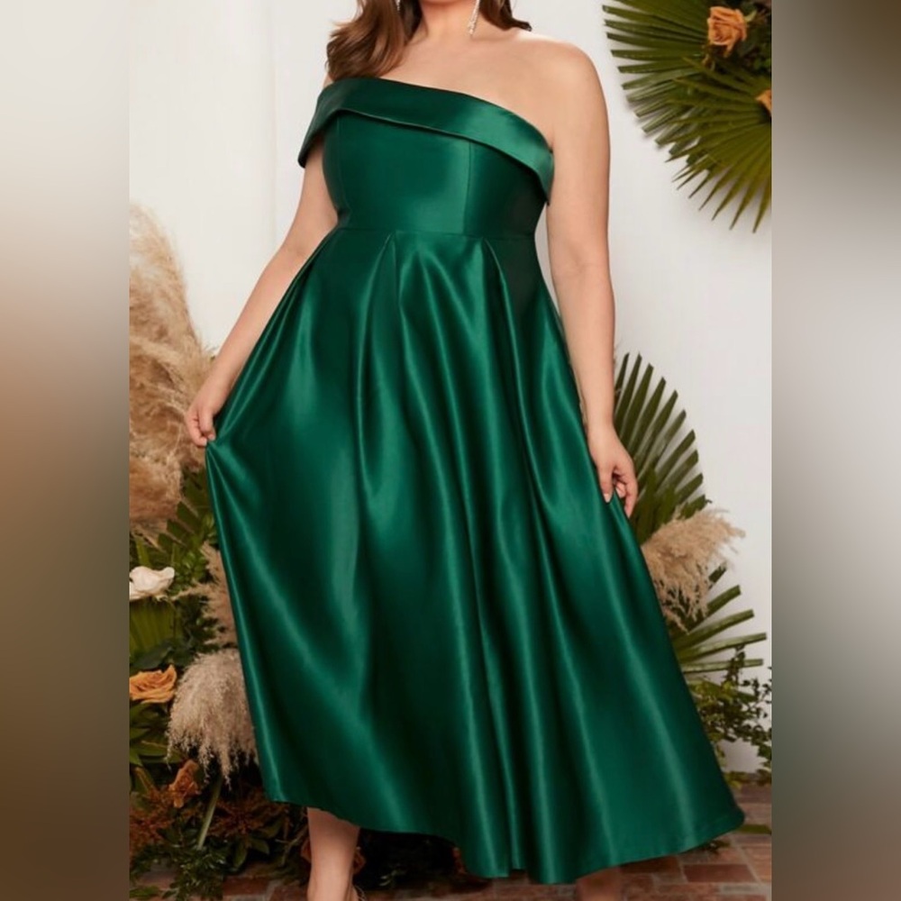 Emerald Green Off-Shoulder Dress